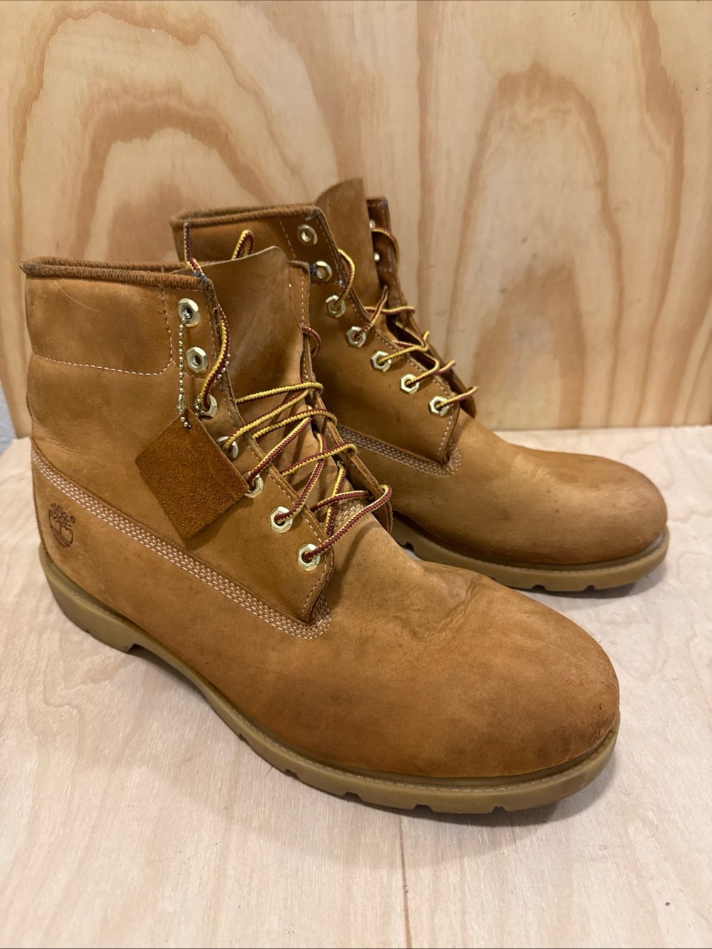 Timberland Classic Wheat 6-inch Waterproof Mens Size 13